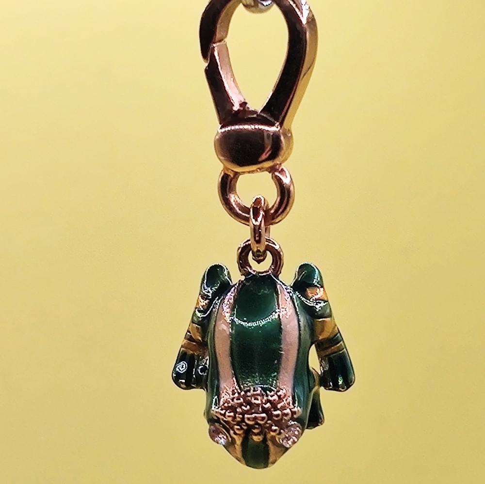 Juicy Couture Frog Royalty Charm 🐸👑 - Picture 8 of 14